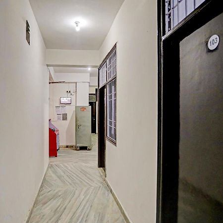 Spot On Raj Hotel Vip Near Worlds Of Wonder Kālkāji Devi 외부 사진