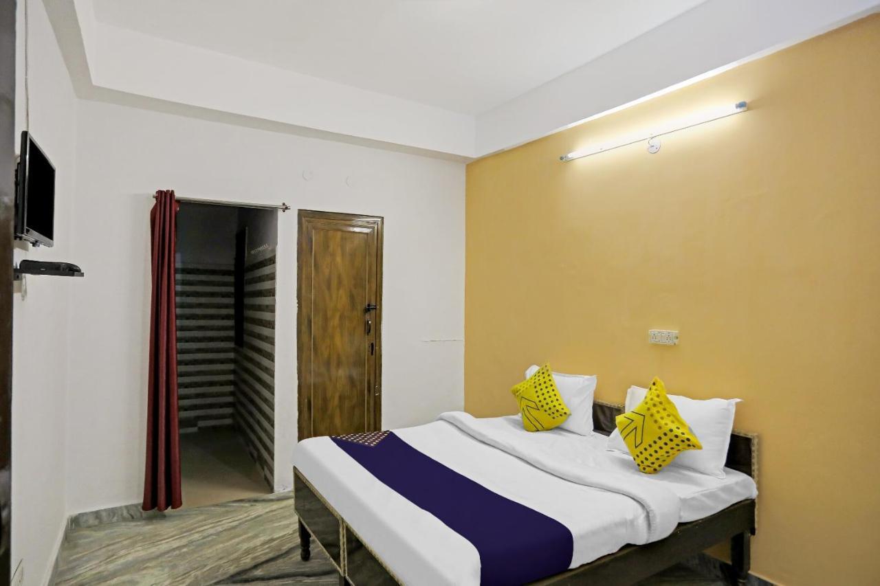 Spot On Raj Hotel Vip Near Worlds Of Wonder Kālkāji Devi 외부 사진